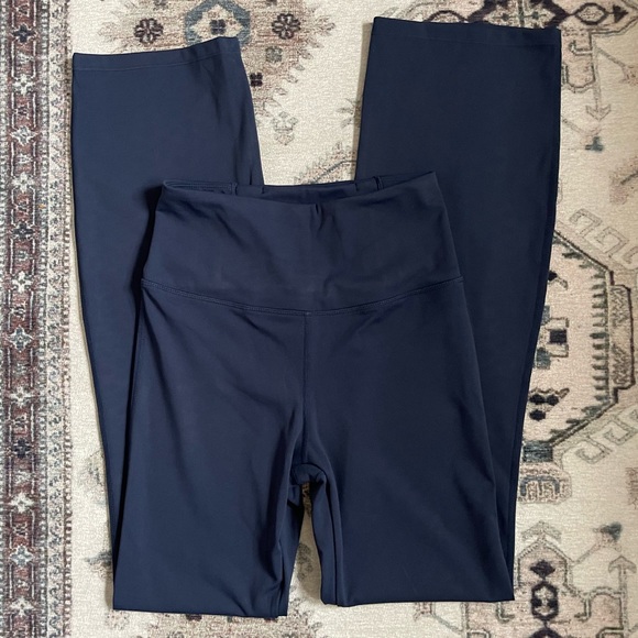 HALARA Pants - NWT Halara navy high waisted flare yoga pants size XS